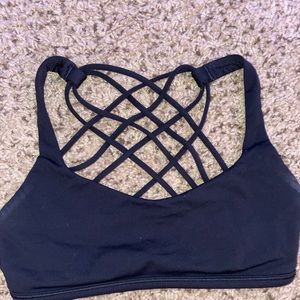 Lululemon free to be wild sports bra